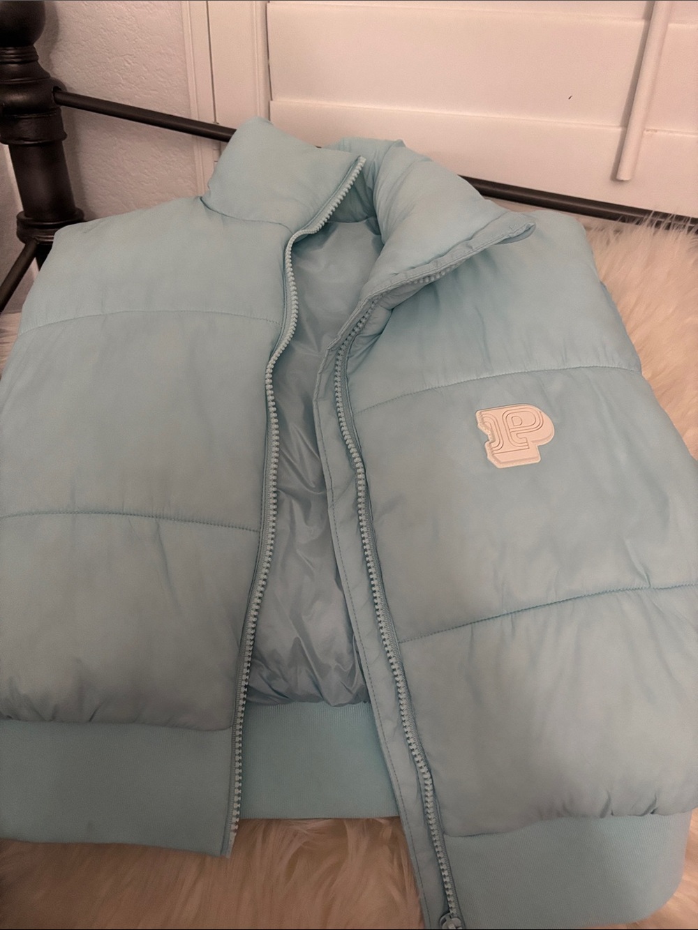 Victoria’s Secret pink Light Blue Puffer Vest - never used no tag